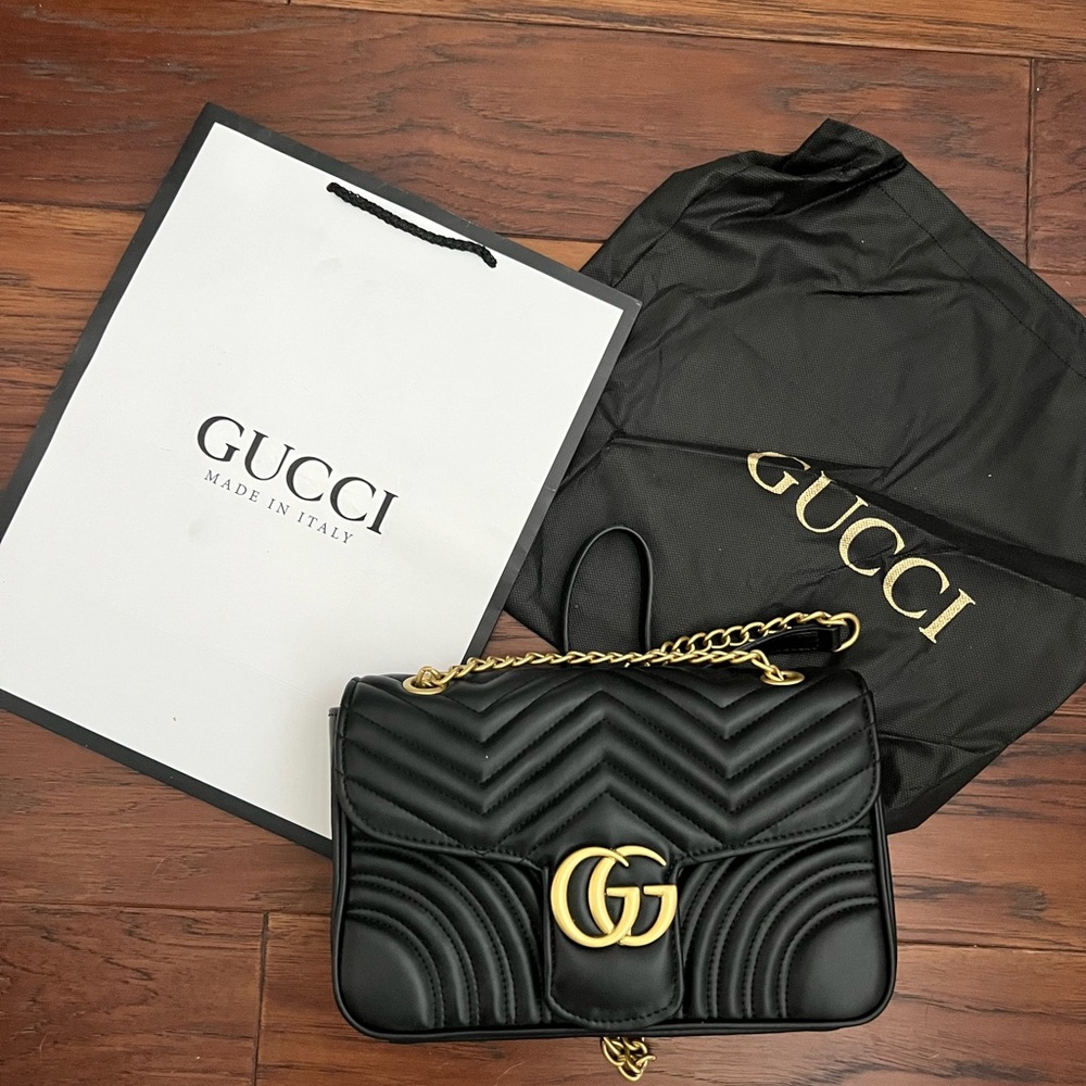 Gucci Marmont Black Purse - ***Not Authentic - Medium Size
